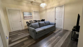 Cheerful 4b/2b Residential home in Berkeley